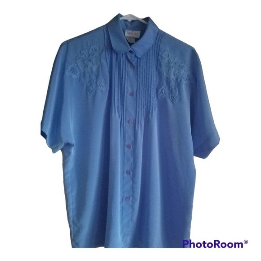 Carry Back Blue Blouse with Pleats and Flower Design Size 10
